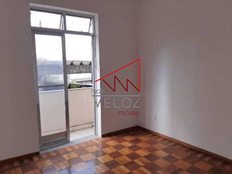 Apartamento à venda com 3 quartos, 95m² - Foto 1