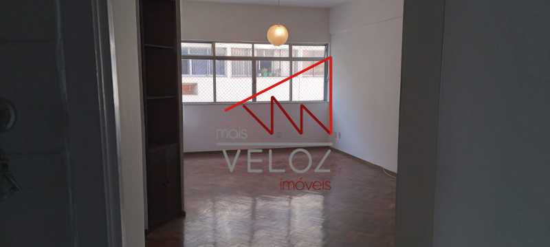 Apartamento à venda com 3 quartos, 93m² - Foto 7