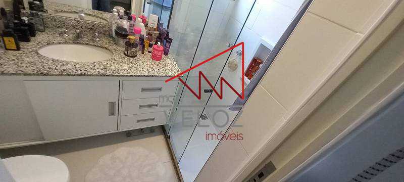 Apartamento à venda com 3 quartos, 105m² - Foto 14