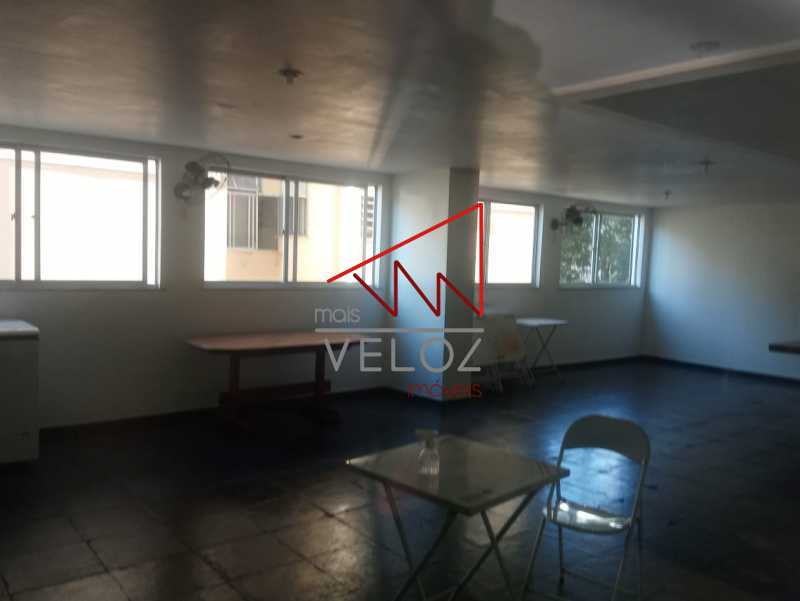 Apartamento à venda com 2 quartos, 67m² - Foto 23