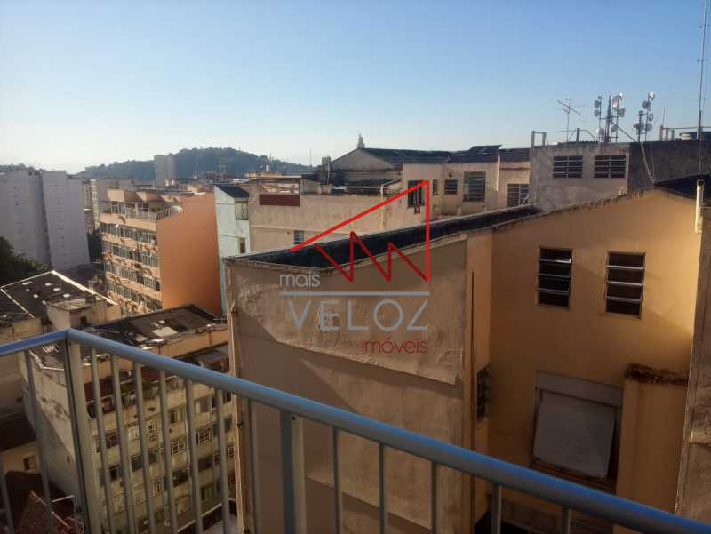 Apartamento à venda com 2 quartos, 67m² - Foto 5