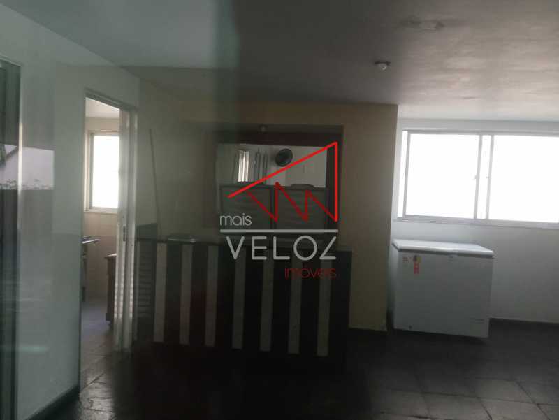 Apartamento à venda com 2 quartos, 67m² - Foto 25