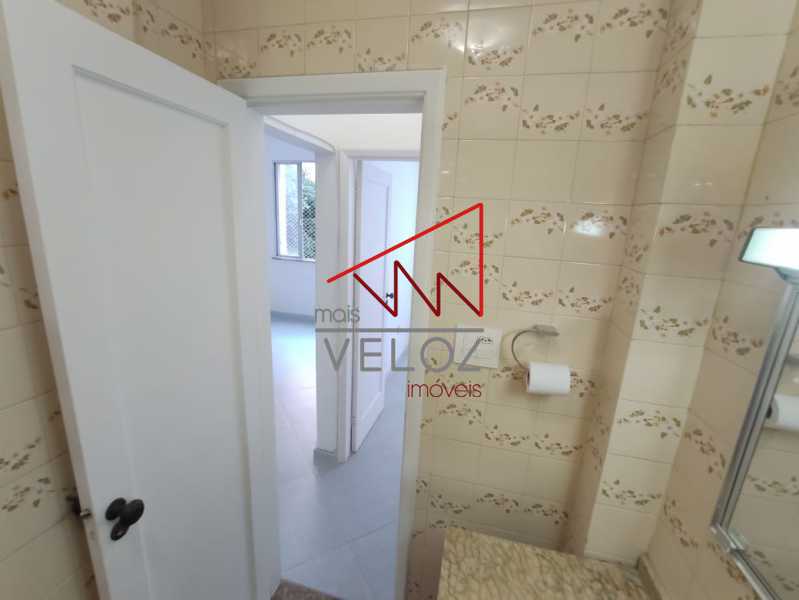 Apartamento à venda com 1 quarto, 50m² - Foto 18