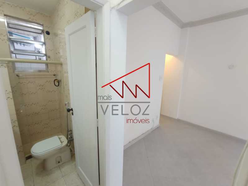 Apartamento à venda com 1 quarto, 50m² - Foto 27