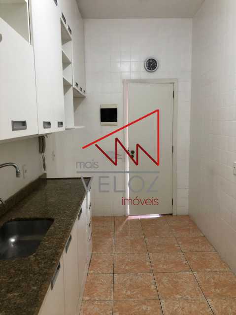 Apartamento à venda com 3 quartos, 125m² - Foto 20