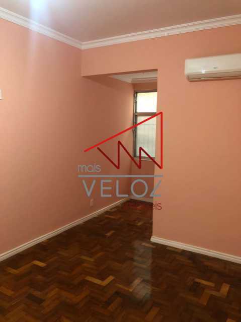 Apartamento à venda com 3 quartos, 125m² - Foto 10