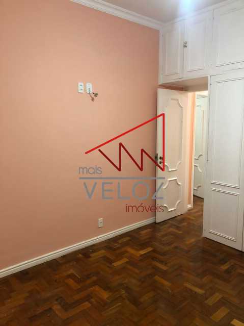 Apartamento à venda com 3 quartos, 125m² - Foto 15