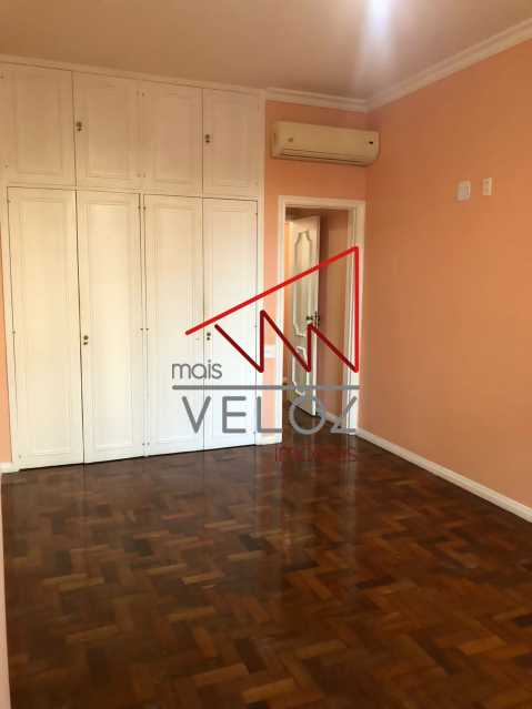 Apartamento à venda com 3 quartos, 125m² - Foto 12