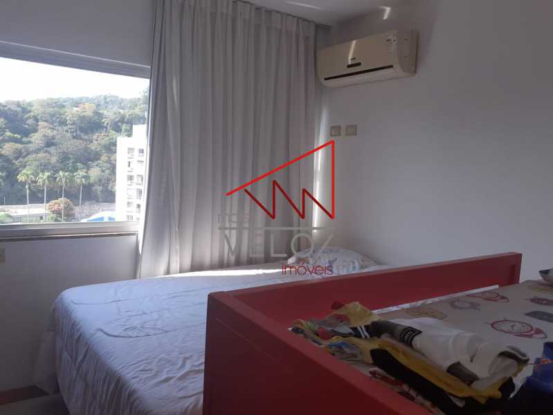 Apartamento à venda com 4 quartos, 195m² - Foto 9