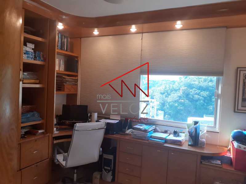 Apartamento à venda com 4 quartos, 195m² - Foto 10