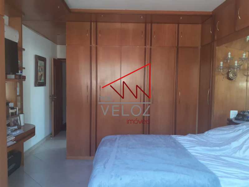 Apartamento à venda com 4 quartos, 195m² - Foto 12