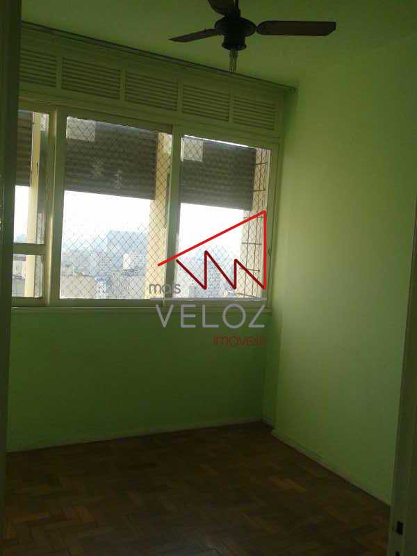 Apartamento à venda com 1 quarto, 53m² - Foto 2