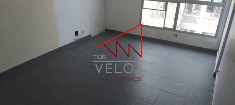 Apartamento à venda com 2 quartos, 75m² - Foto 10