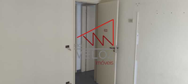 Apartamento à venda com 2 quartos, 75m² - Foto 9