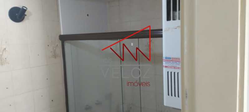 Apartamento à venda com 2 quartos, 75m² - Foto 24