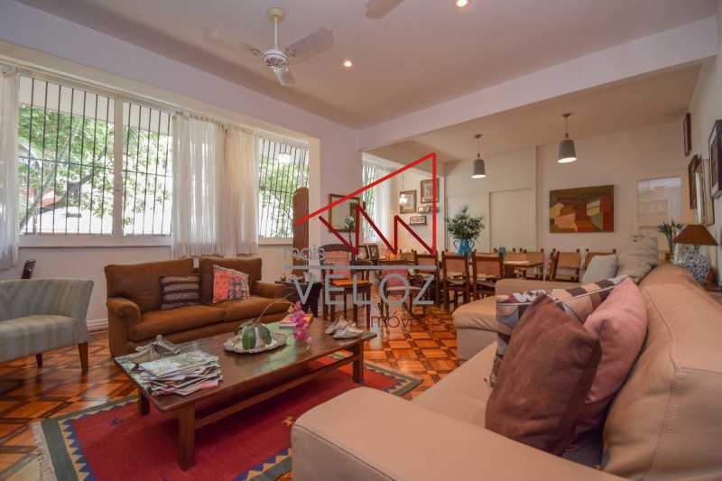 Apartamento à venda com 4 quartos, 148m² - Foto 1