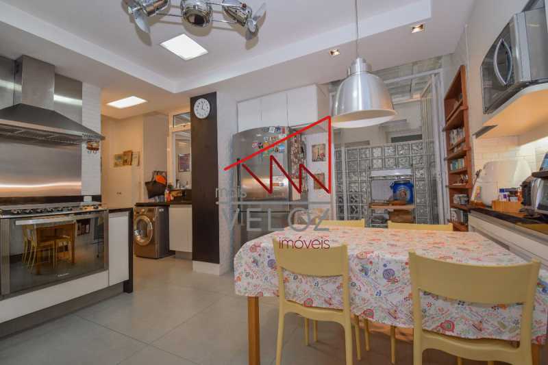Apartamento à venda com 4 quartos, 148m² - Foto 8