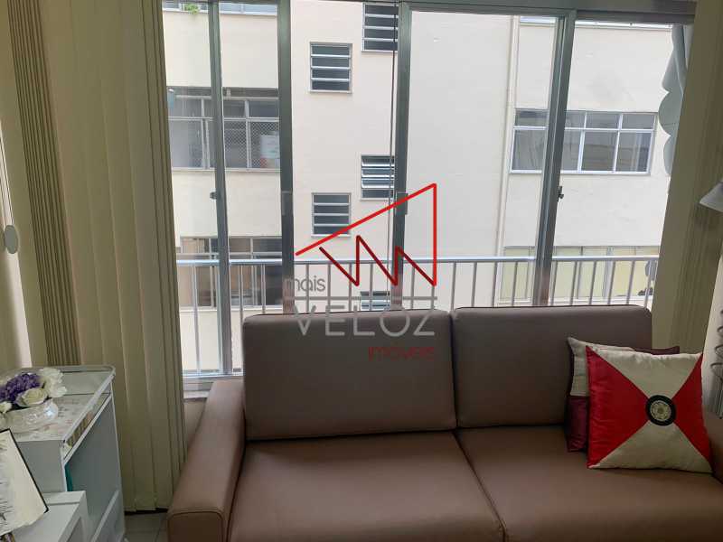 Apartamento à venda com 2 quartos, 76m² - Foto 1