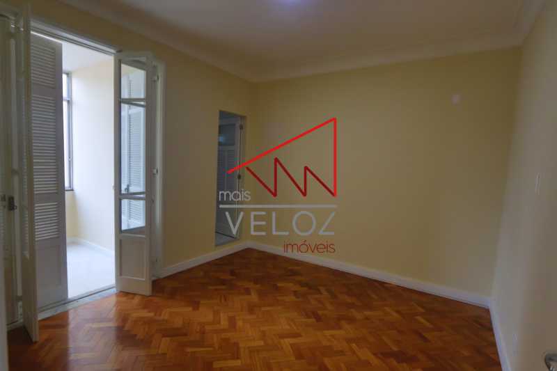 Apartamento à venda com 4 quartos, 139m² - Foto 11