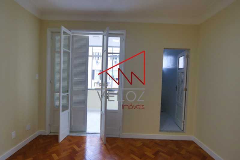 Apartamento à venda com 4 quartos, 139m² - Foto 12