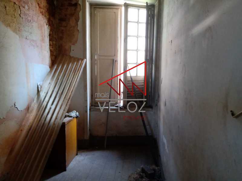 Prédio Inteiro à venda com 6 quartos, 271m² - Foto 9