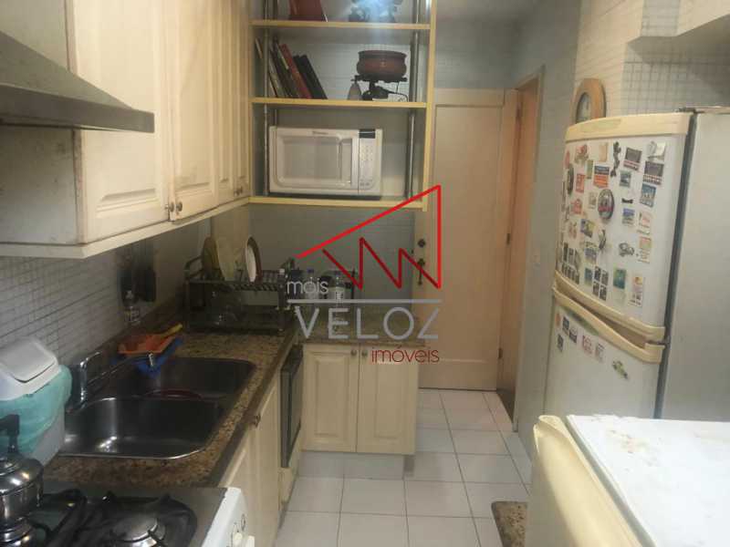 Apartamento à venda com 2 quartos, 125m² - Foto 10