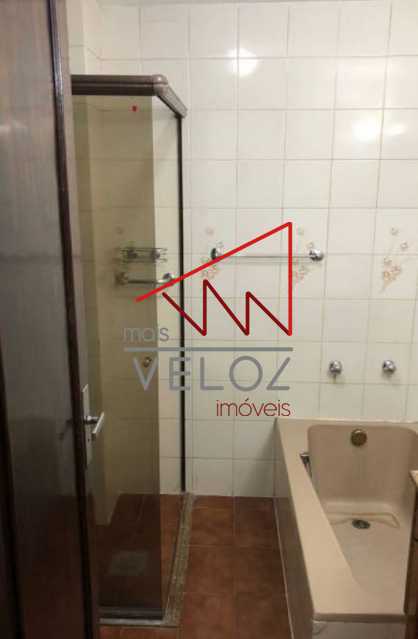 Apartamento à venda com 3 quartos, 130m² - Foto 18