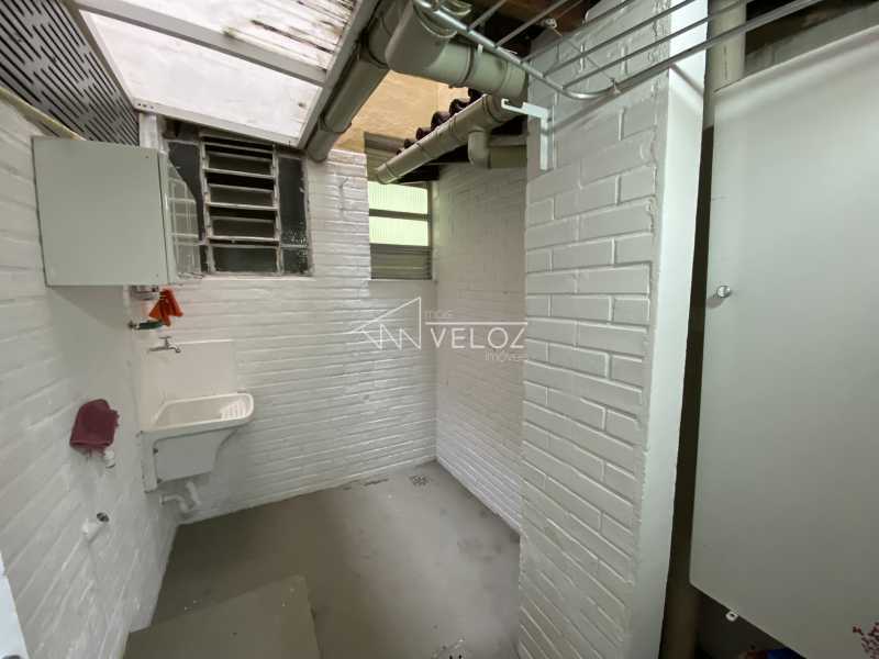 Apartamento à venda com 2 quartos, 60m² - Foto 13