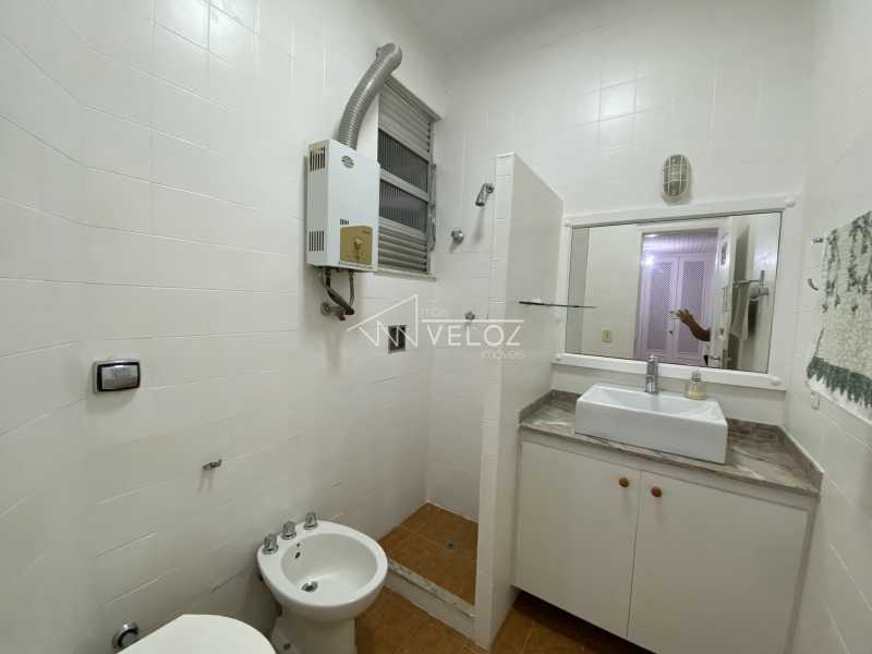 Apartamento à venda com 2 quartos, 60m² - Foto 15