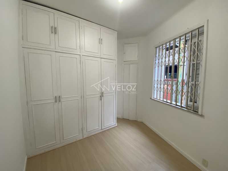 Apartamento à venda com 2 quartos, 60m² - Foto 6