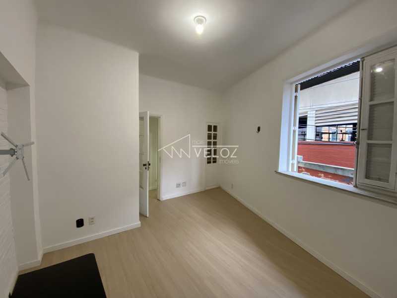 Apartamento à venda com 2 quartos, 60m² - Foto 3