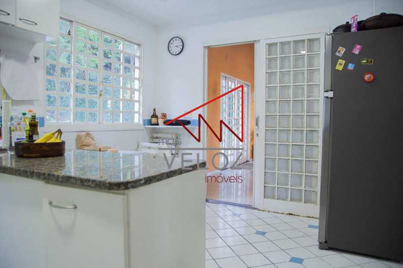 Casa à venda com 4 quartos, 380m² - Foto 19