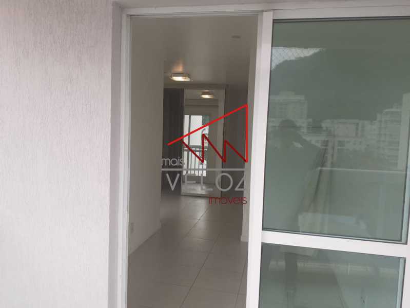 Apartamento à venda com 3 quartos, 122m² - Foto 15