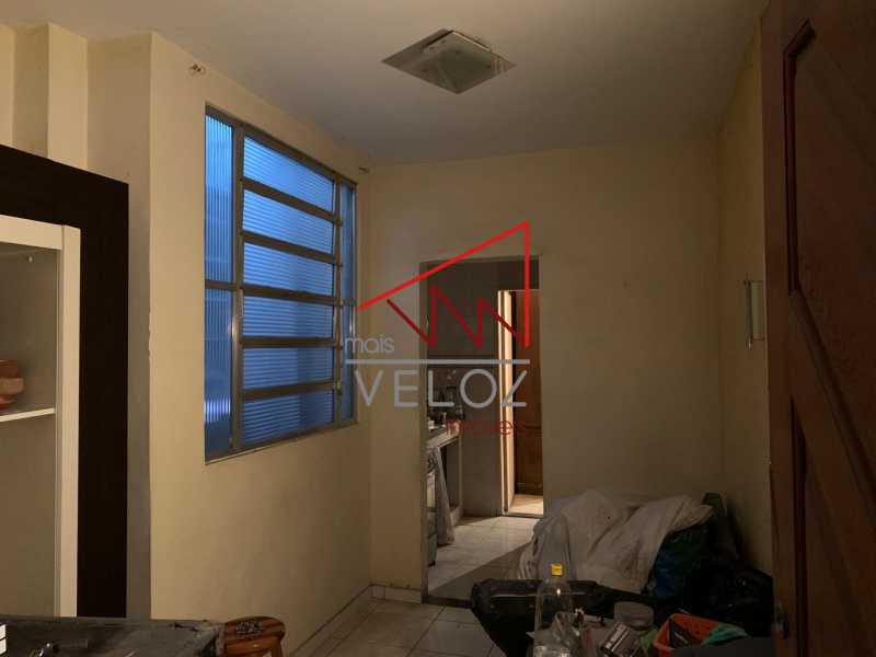 Apartamento à venda com 1 quarto, 28m² - Foto 2