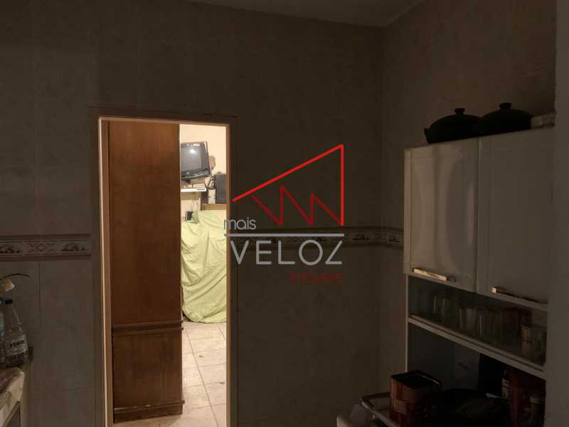 Apartamento à venda com 1 quarto, 28m² - Foto 13