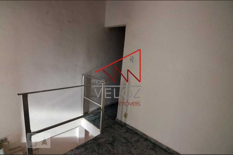 Casa à venda com 2 quartos, 57m² - Foto 16