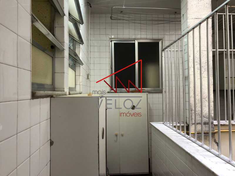 Apartamento à venda com 3 quartos, 183m² - Foto 23