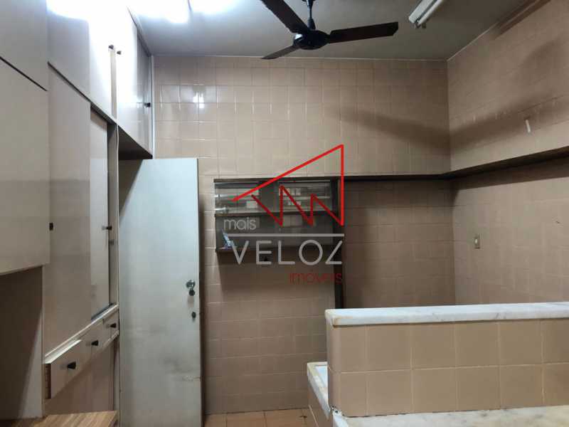 Apartamento à venda com 3 quartos, 183m² - Foto 22