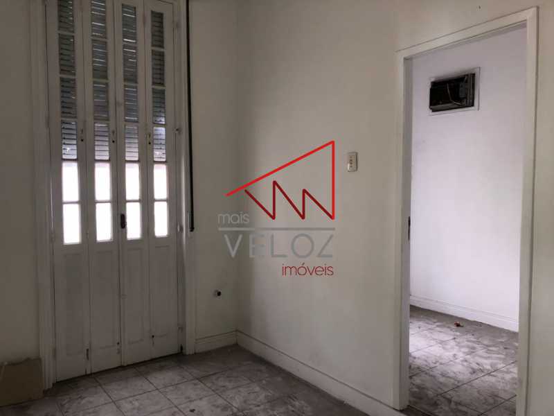 Casa à venda com 15 quartos, 600m² - Foto 15