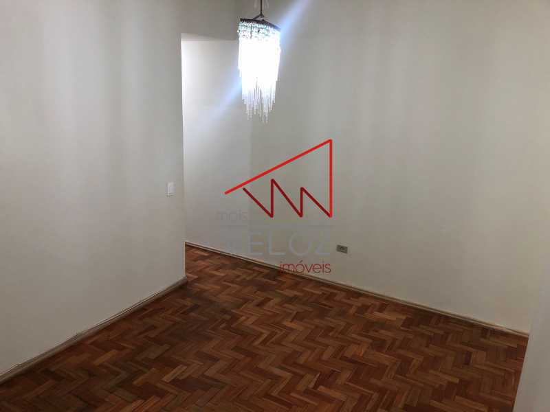 Apartamento à venda com 1 quarto, 61m² - Foto 2