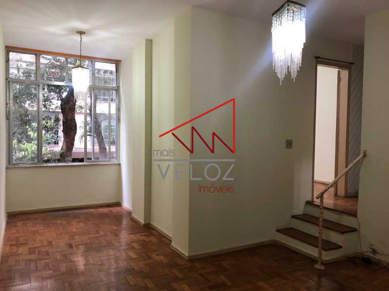 Apartamento à venda com 1 quarto, 61m² - Foto 1