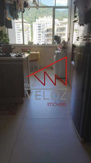 Apartamento à venda com 3 quartos, 136m² - Foto 12