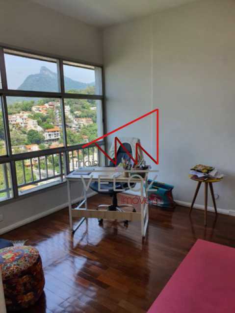 Apartamento à venda com 4 quartos, 146m² - Foto 2