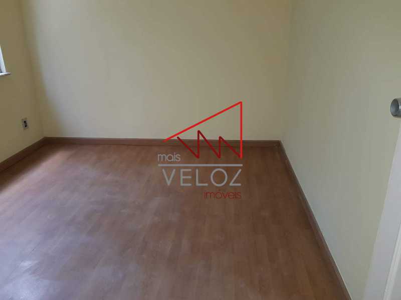 Apartamento à venda com 3 quartos, 85m² - Foto 14