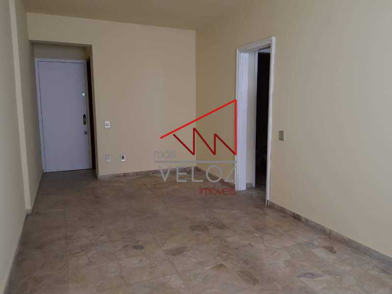 Apartamento à venda com 3 quartos, 85m² - Foto 3