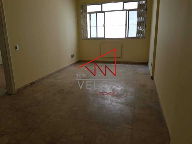 Apartamento à venda com 3 quartos, 85m² - Foto 1