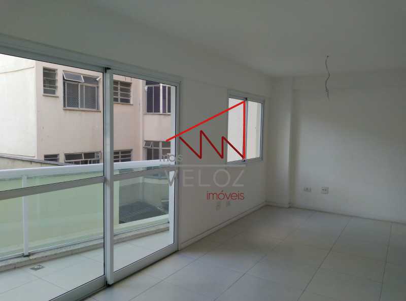 Apartamento à venda com 3 quartos, 88m² - Foto 1