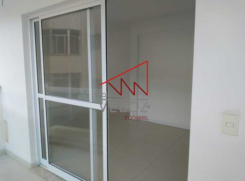 Apartamento à venda com 3 quartos, 88m² - Foto 3