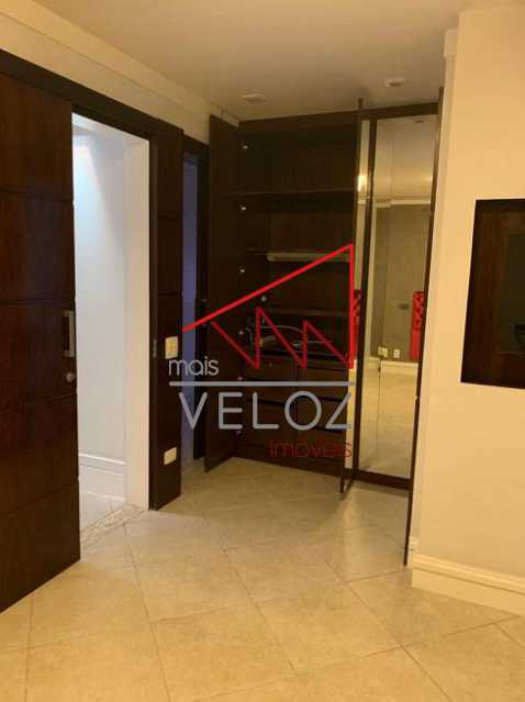 Cobertura à venda com 2 quartos, 183m² - Foto 18