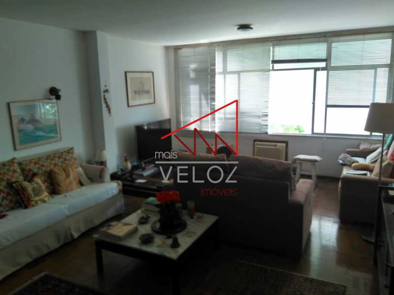 Apartamento à venda com 3 quartos, 160m² - Foto 9